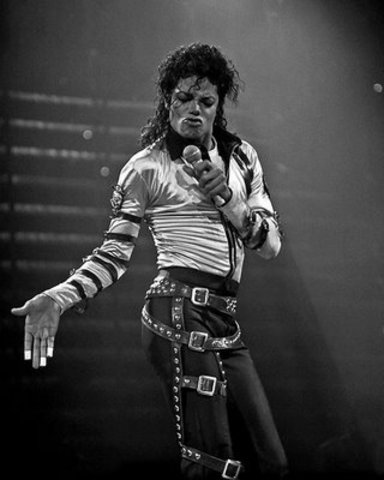 BAD TOUR