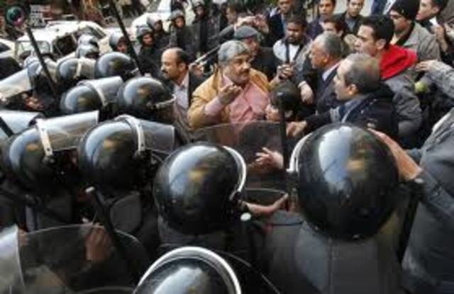 Hundreds Arrested in Egyptian Police Crackdown Including a Foreign Journalist