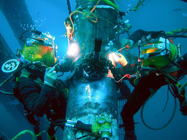 Осуществлена сварка под водой полуавтоматом