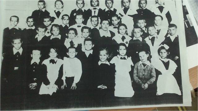 1 класс -  классный руководитель Лаптева Нина Гордеевна