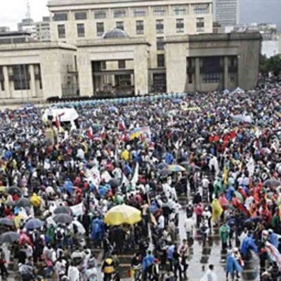 Timeline: Discutibles las conclusiones que sacaron los Uribistas de la marcha del 9 de Abril.