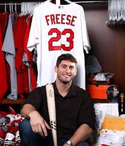 FELL IN LOVE WITH DAVID FREESE!!<3