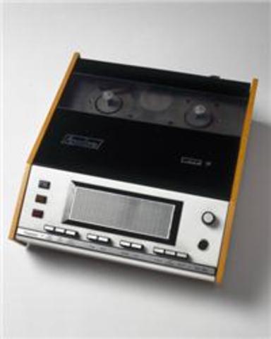 Digital Answering Machine