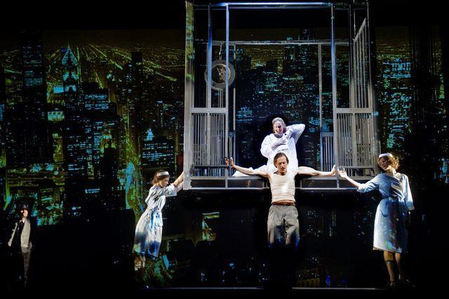 KauDra, Balta drobulė