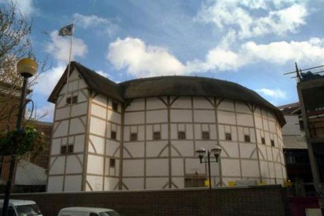 Globe Theatre puts on it's first show