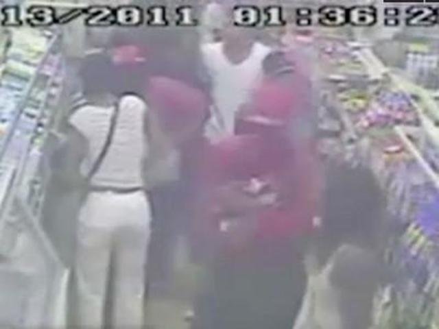 First use of the term "Flash Rob"