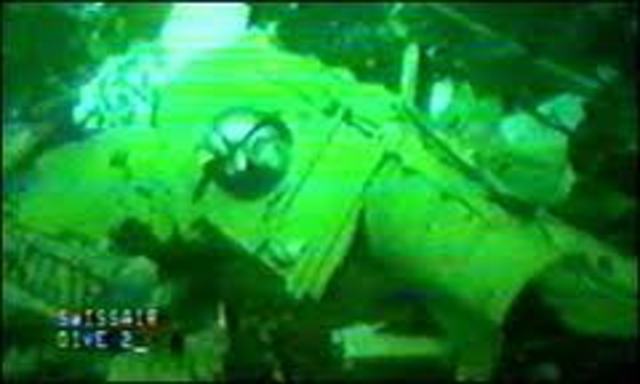 World: AmericasUnderwater clue to Swissair disaster