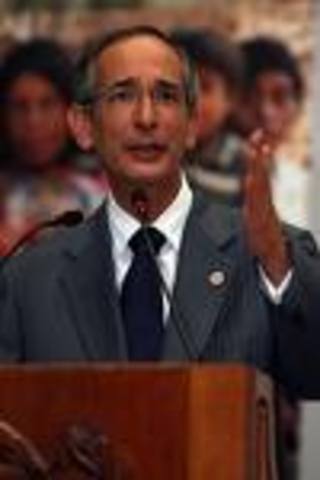 Gobierno De Alvaro Colom