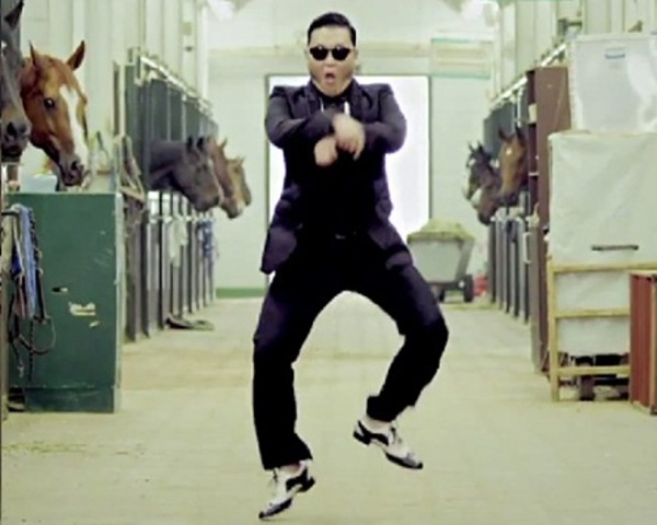 First Video With 1 Billion Hits