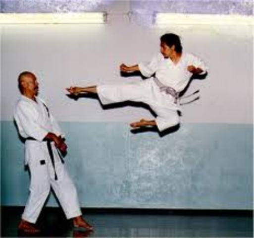 Entrega de cinturon de karate