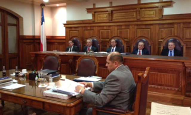 La ley marcial es aprobada