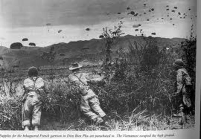 The French suffer a decisive defeat at the Battle of Dien Bien Phu.