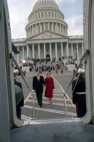 Regan leaves White House