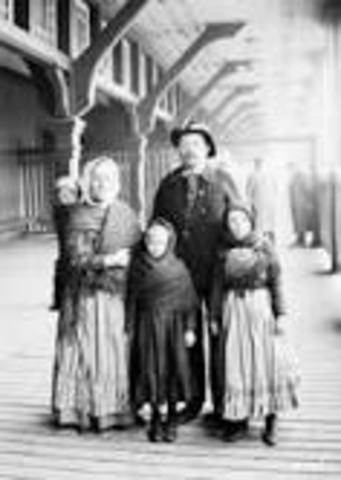 Pennslyvia William Penn: Because King Charles 11 had owed him. And with the money William Penn bought it and named it Pennslyvia