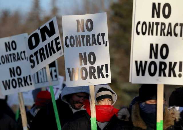 Teachers begin strike; school district remains open with substitute teachers