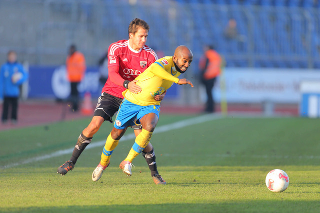 14. Spieltag - Kumbela schießt Eintracht zum Sieg