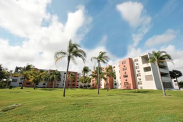 Residential Life commences in the Biscayne Bay Campus with the Bay Vista Hall
