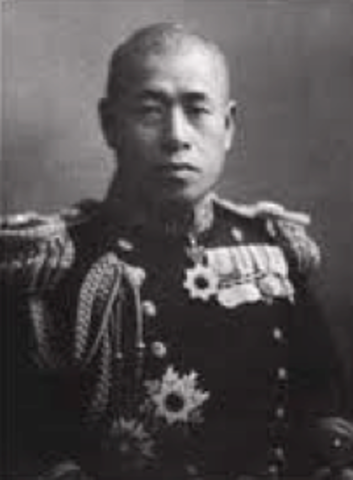 Adm. Yamamoto discusses with other Japanese leaders about bombing Pearl Harbor