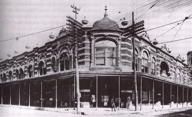 Joske's Opens In Downtown