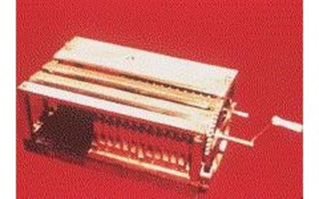 Primera maquina logica