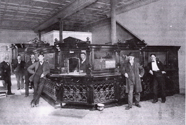 Oppenheimer Bank opens