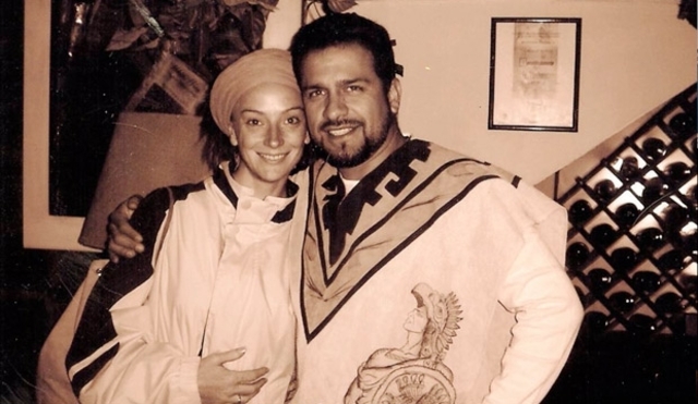 Florence conoce a Israel Vallarta (el novio)