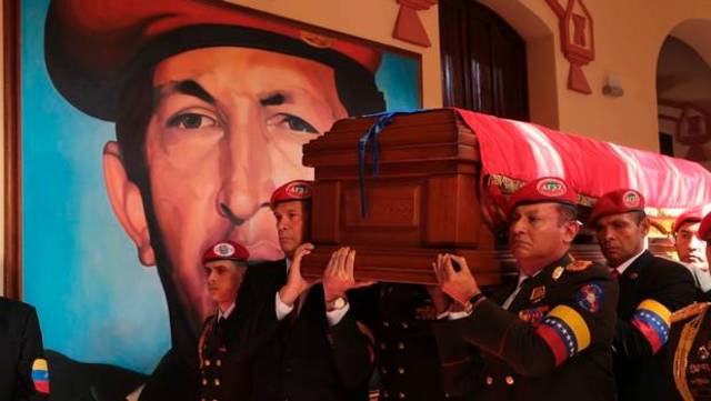 Muere Hugo Chávez a causa de Cáncer