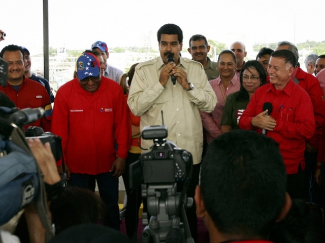 Maduro acusa a Capriles de querer sabotear Venezuela
