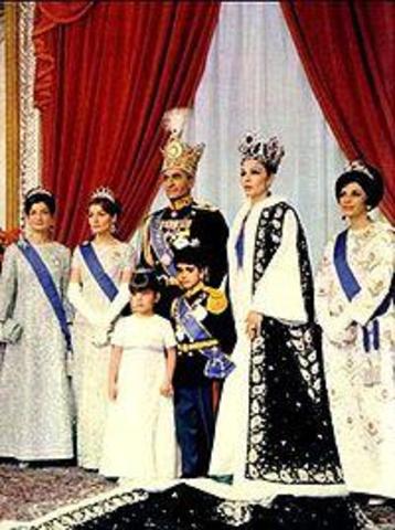1925-1979: Rule of the Pahlavi Royal Family (Reza Shah and son Muhammad Reza Shah)