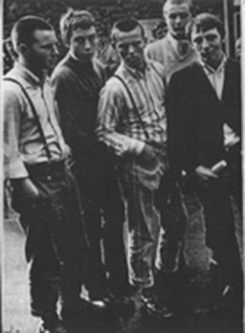 Dissolution du style Skinhead