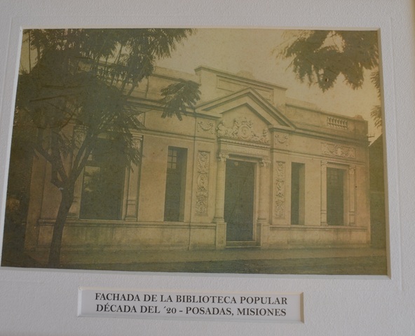 Fundación de la Biblioteca Popular de Posadas