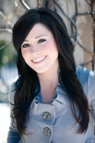 Nacimiento de  Kari Jobe
