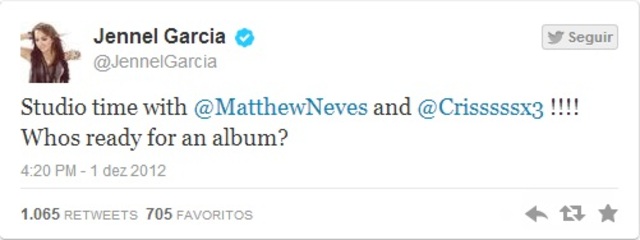 “Hora de estúdio com o @MatthewNeves e @Crisssssx3!! Quem está pronto para um álbum?”