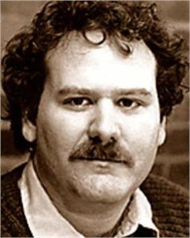 el primer autor de virus