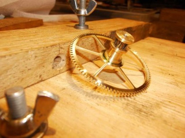 Clocks second advancment