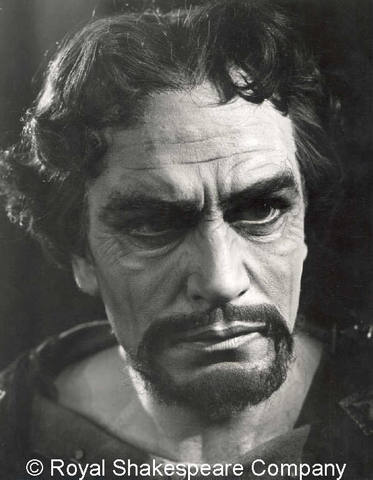 MacBeth's father is killed.