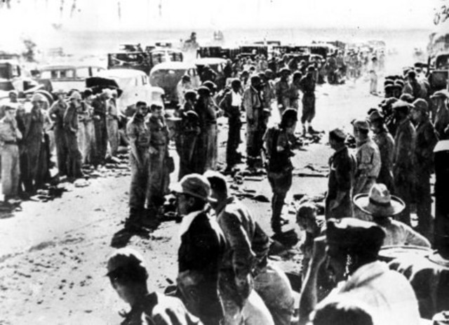 Philippines fall to Japanese – Bataan Death March