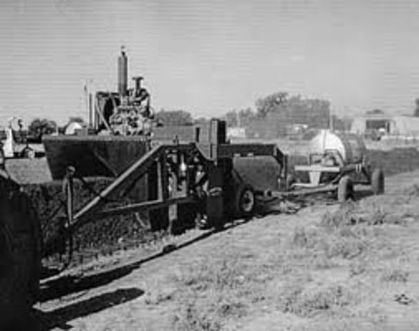 New Hampshire was founded by Thomas Hooker and the reason it was founded for mine gold