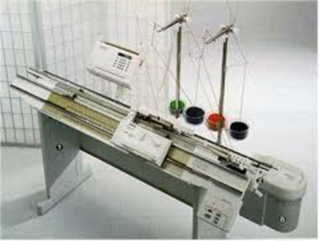 Knitting Machine