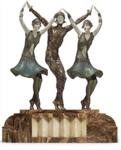 Maya went to the dance