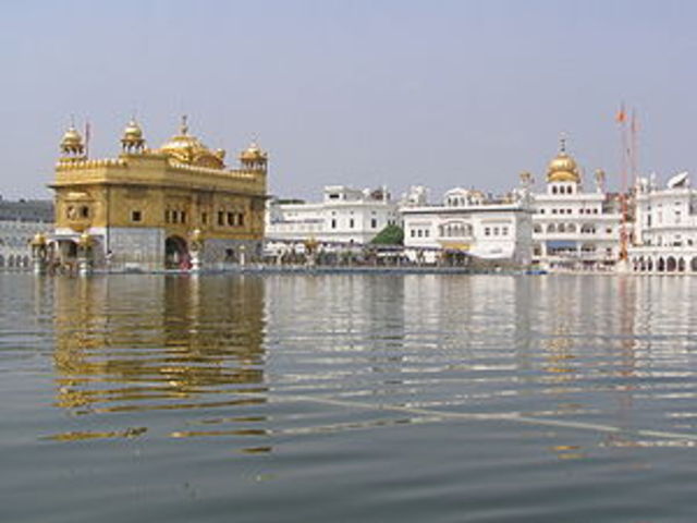 Attack on the golden temple in Amritsar, India
