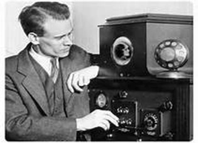 John Logie Baird introduces the tv