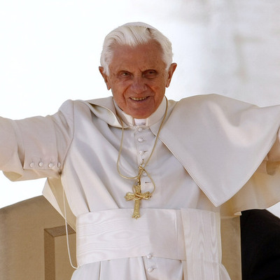 Timeline: TimeLime Benedicto XVI