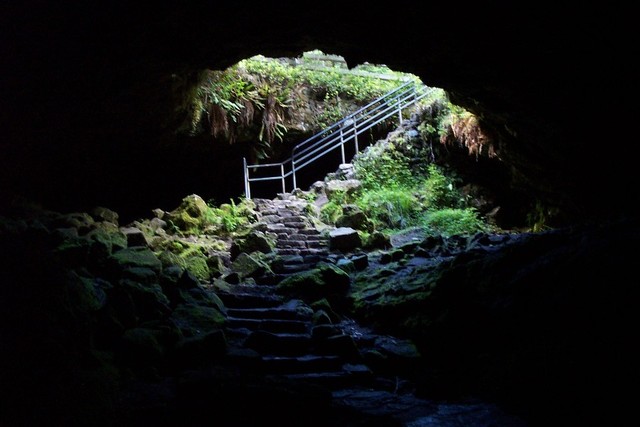 Caminé a través de las Ape Caves en el estado de Washington.