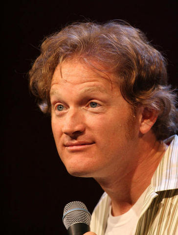 Conocí a Tim Hawkins.