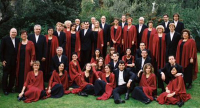 Creació d'una orquestra amb els treballadors de la fàbrica