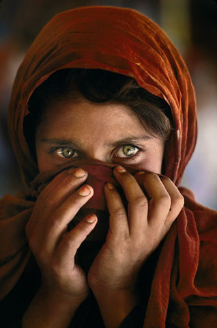 התייתם מאמו בגיל 6