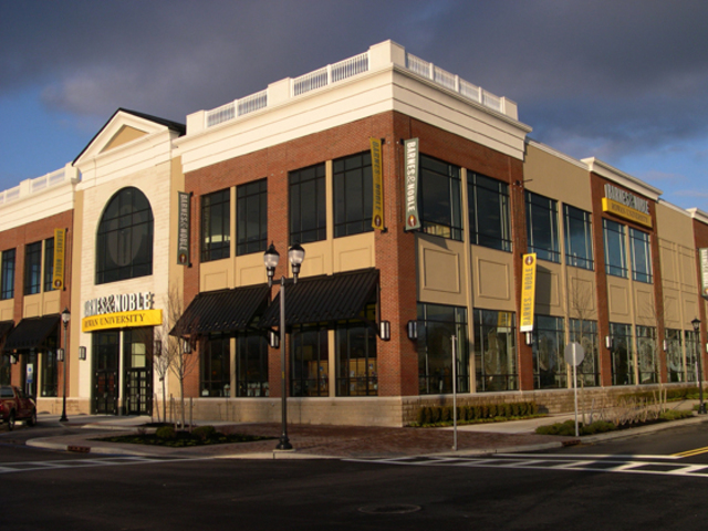Barnes & Noble Ground Break