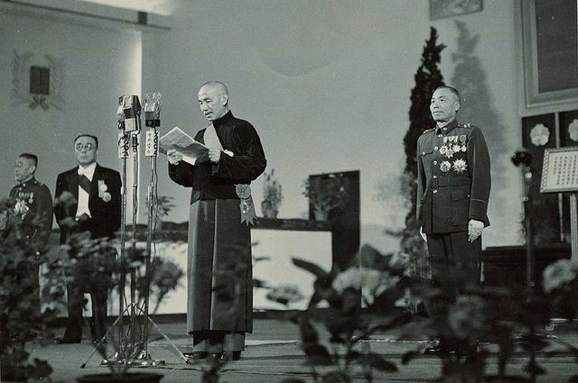 Nationalists and Chiang Kai-shek flee to Taiwan and claim to be the ‘true’ government of China