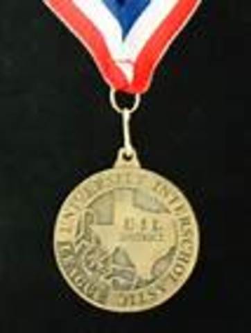 Conseguí dos UIL competeneia.